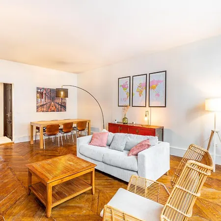 Elegant Pres Des Galeries Lafayette Apartment